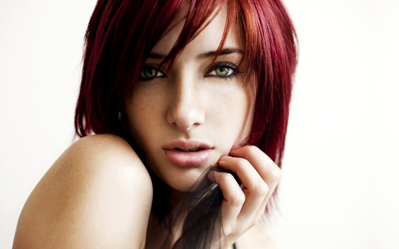 woman with red hair