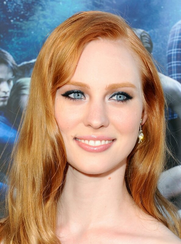Woman with Red Hair — Smiling, Photograph, Blue Eyes