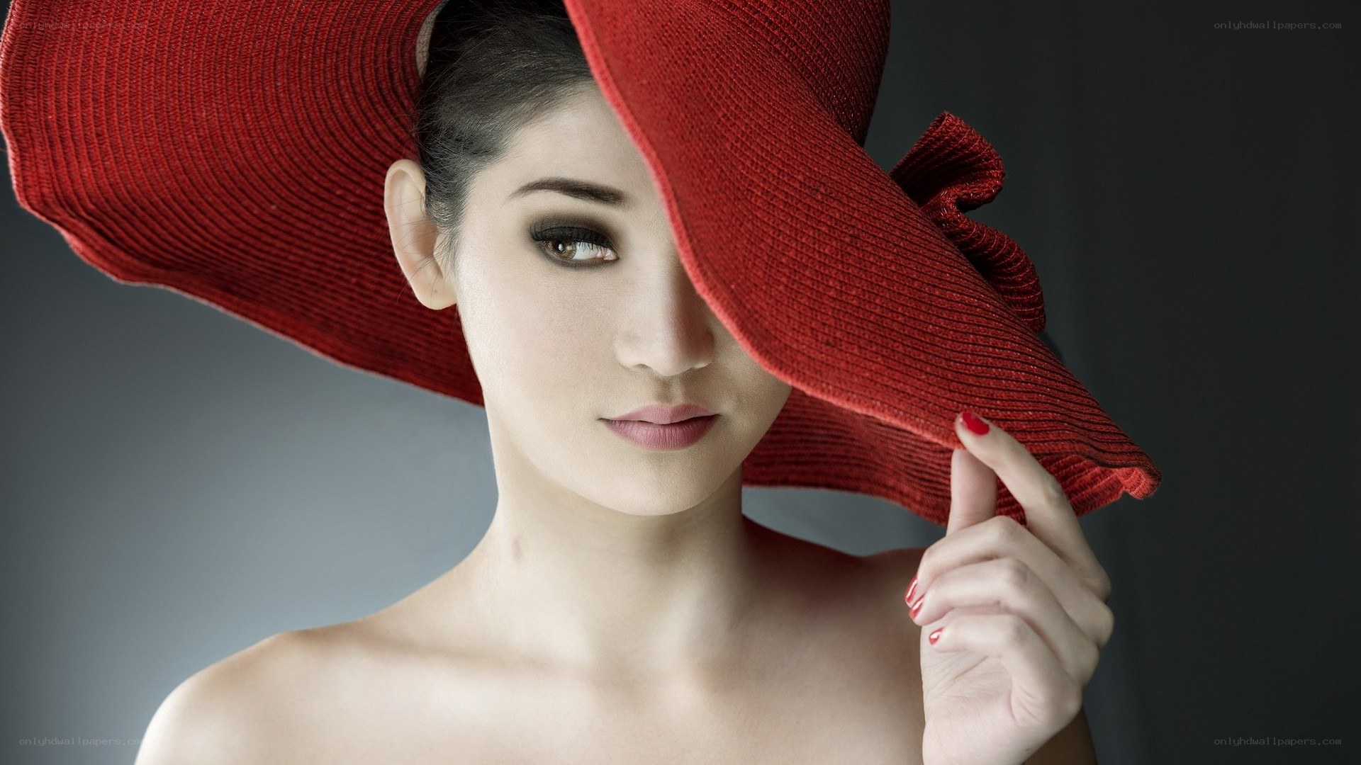 woman with red hat