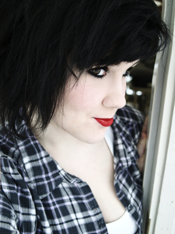 woman with red lipstick