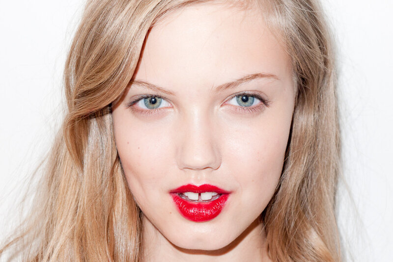 woman with red lipstick