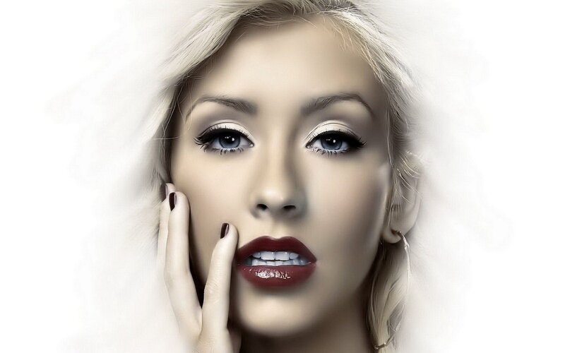 woman with red lipstick