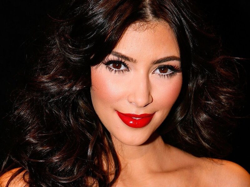 woman with red lipstick