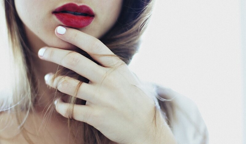 woman with red lipstick
