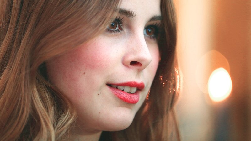 woman with red lipstick