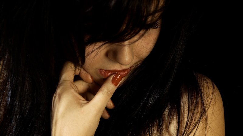 woman with red lipstick