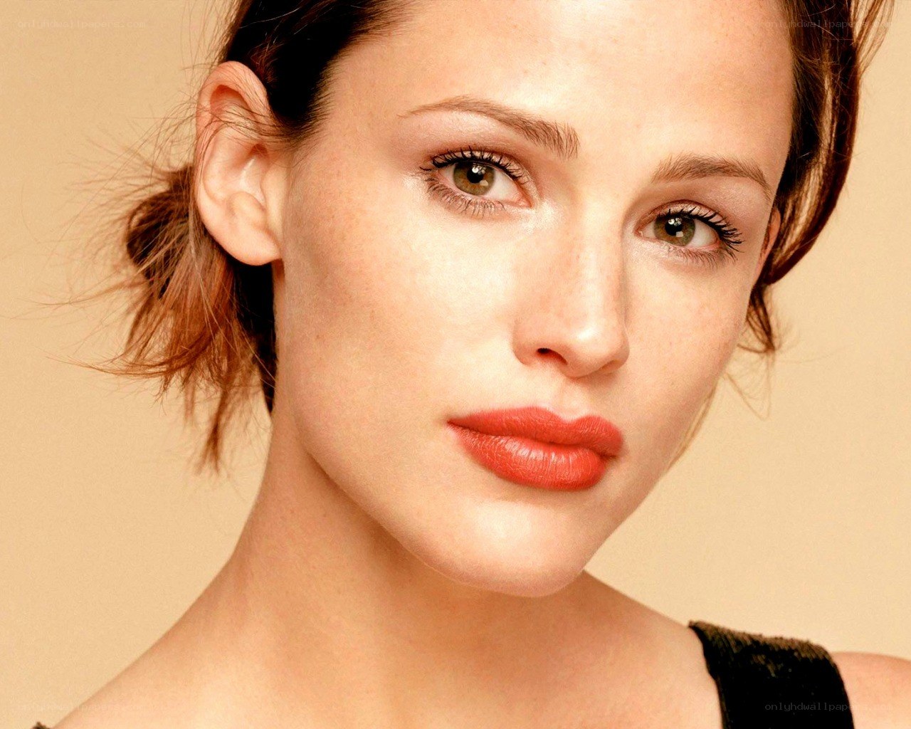 woman with red lipstick