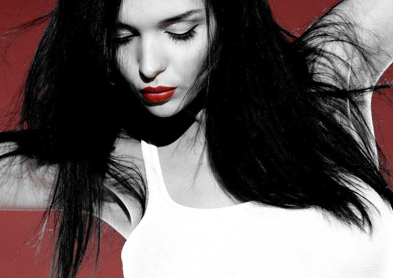 woman with red lipstick