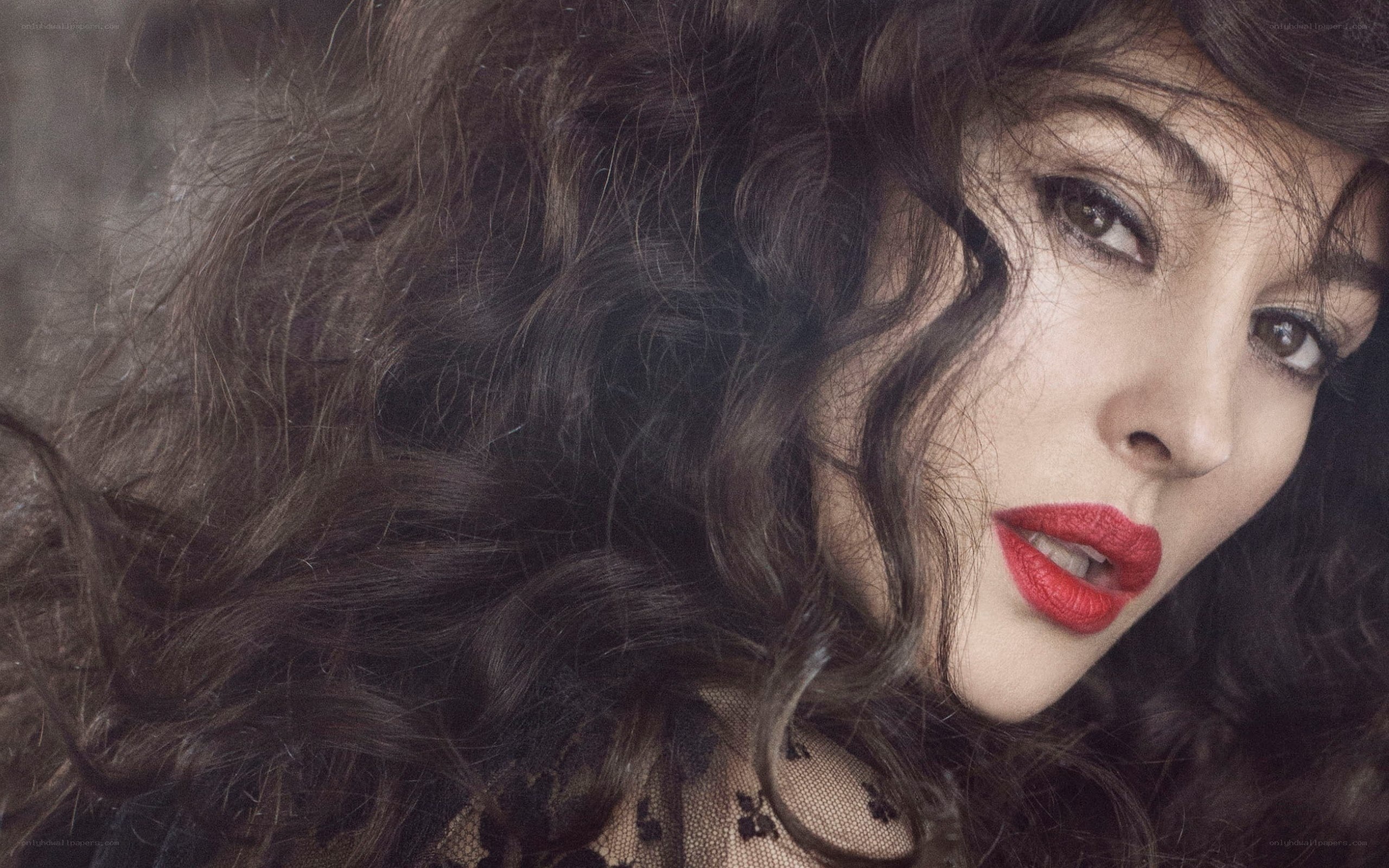 woman with red lipstick