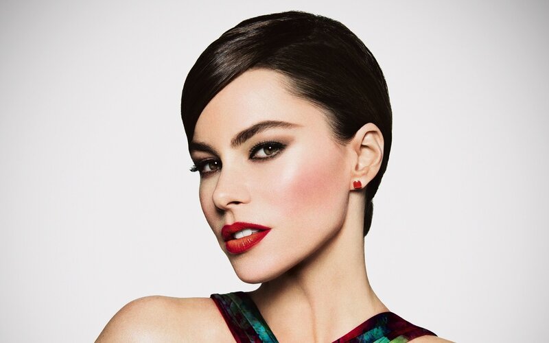 woman with red lipstick