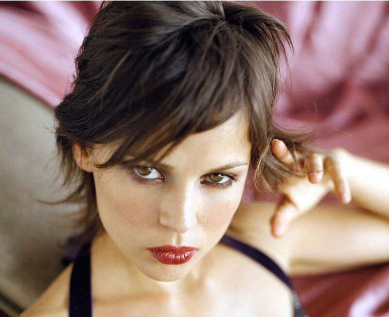 woman with red lipstick