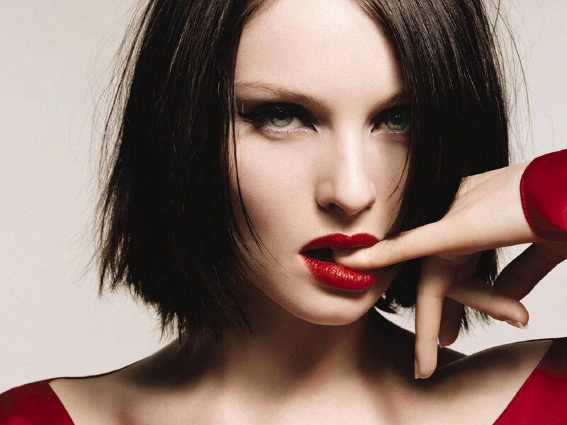 woman with red lipstick