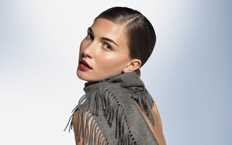 woman with red lipstick and scarf