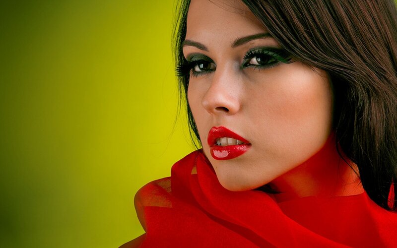 woman with red lipstick and scarf
