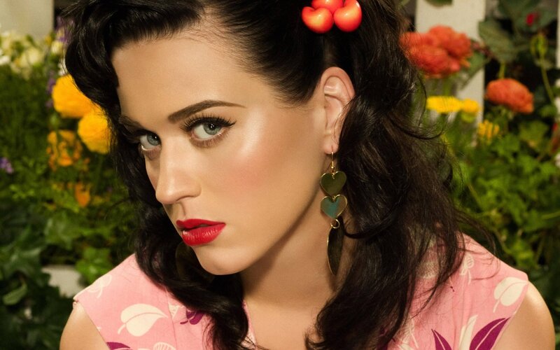 Woman with Red Lipstick — Pink