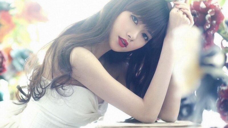 Woman with Red Lipstick — White, Dreamy