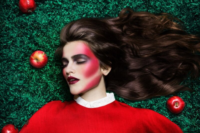Woman with Red Makeup — Green