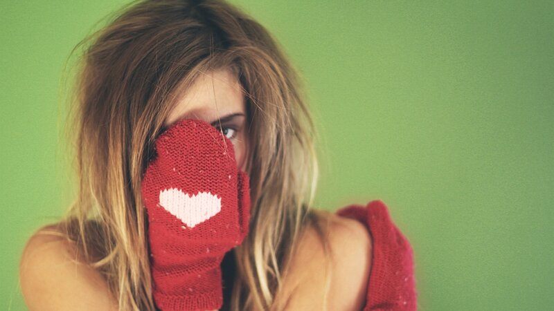 woman with red mittens