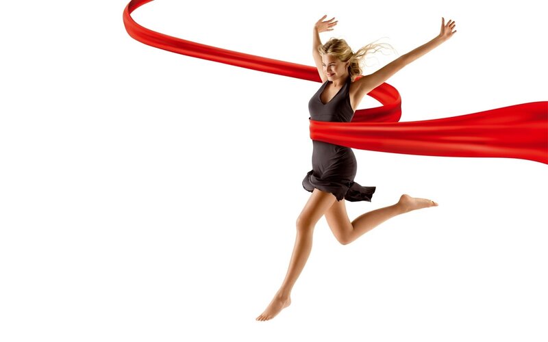 Woman with Red Ribbon — Dynamic