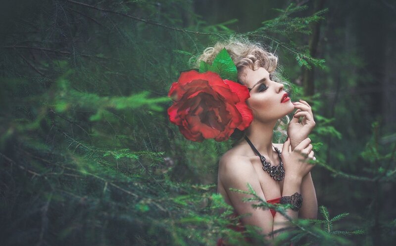 Woman with Red Rose — Green, Dramatic