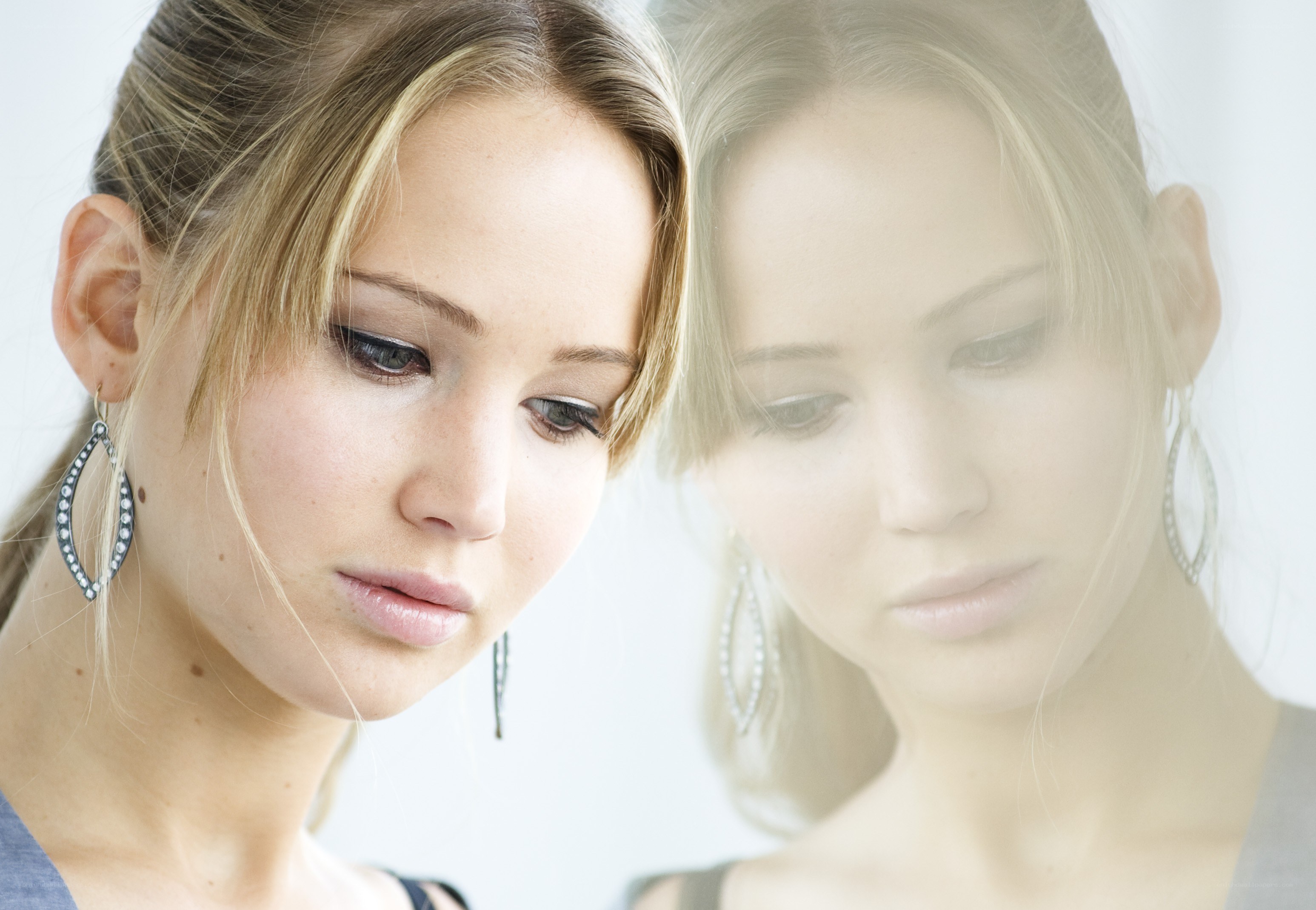 woman with reflective effect