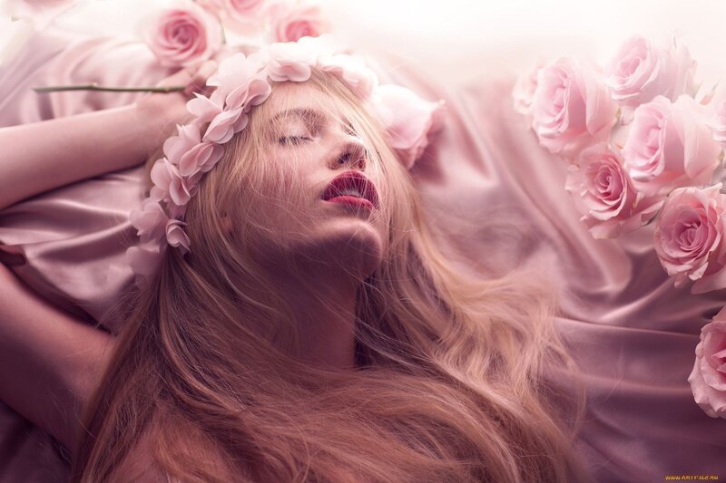 woman with rose crown