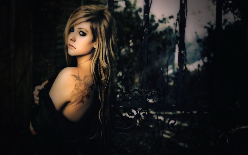 woman with rose tattoo