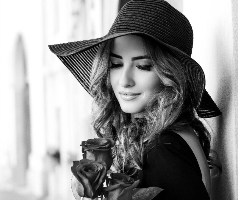 Woman with Roses — Black, Serene
