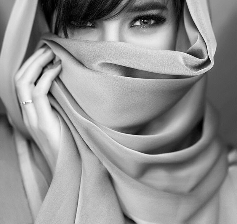 Woman with Scarf Covering Face — Black