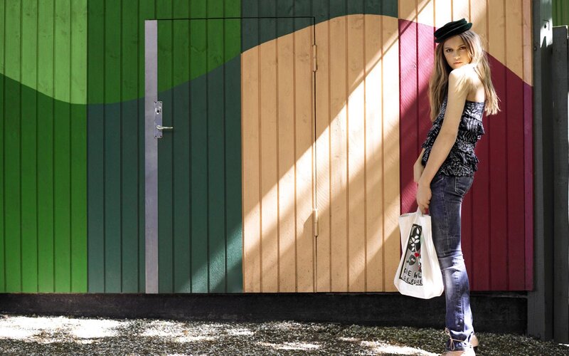 woman with shopping bag