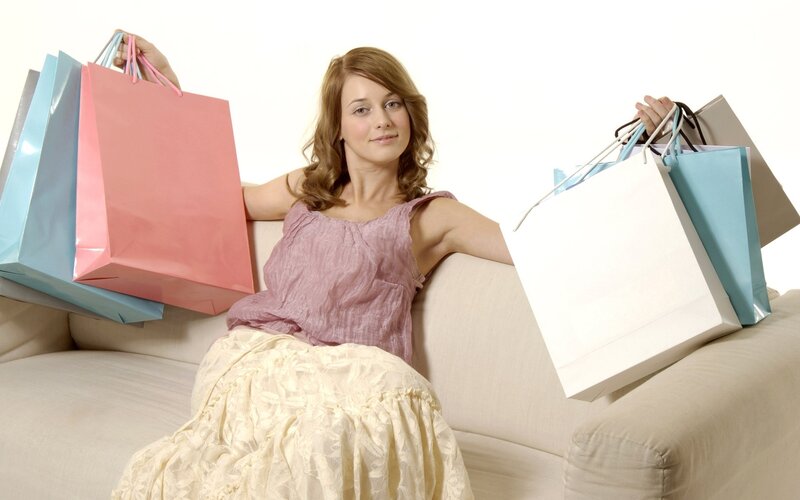 woman with shopping bags
