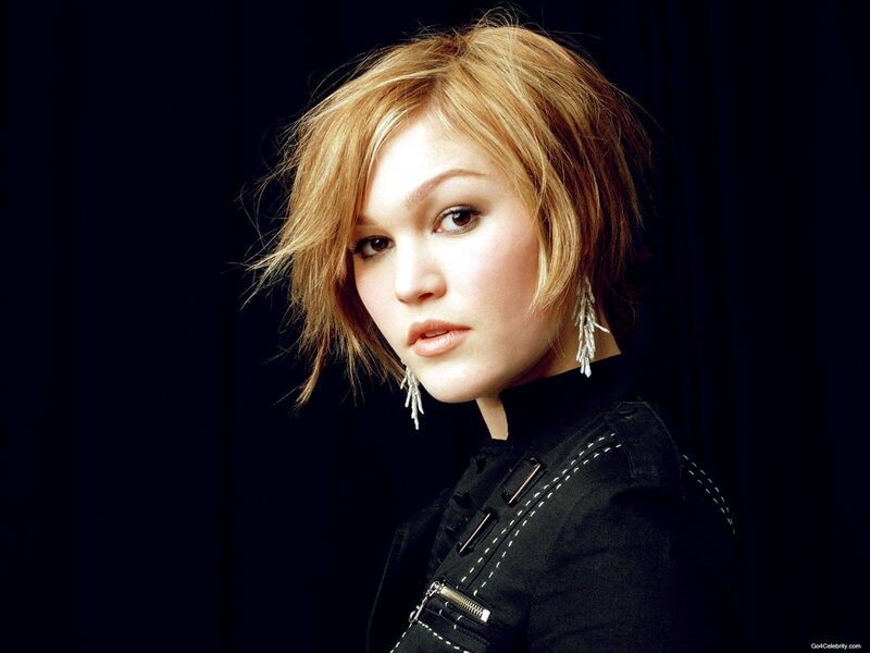 woman with short blonde hair