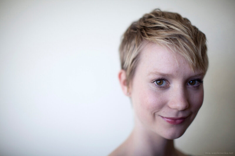 woman with short blonde hair