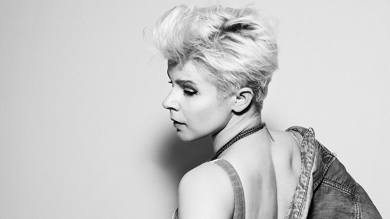 woman with short blonde hair