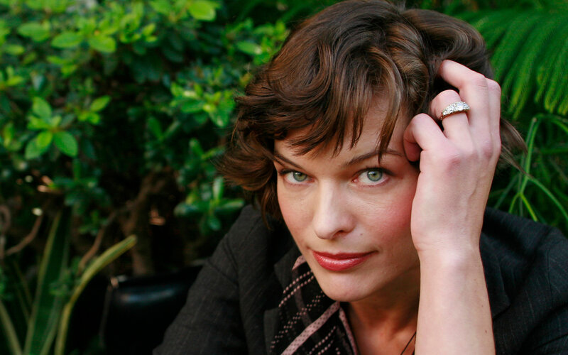 Woman with Short Brown Hair — Green, Calm, Afternoon