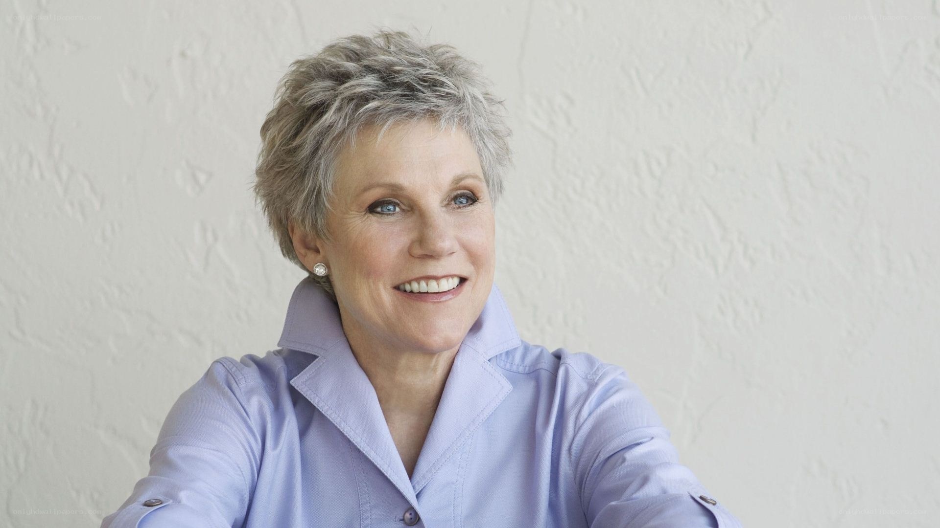 woman with short gray hair