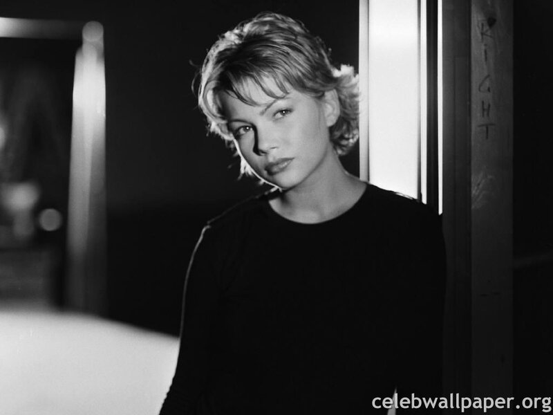 Woman with Short Hair — Black