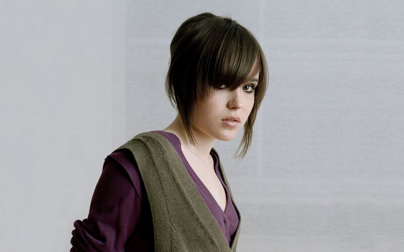 Woman with Short Hair — Gray, Neutral