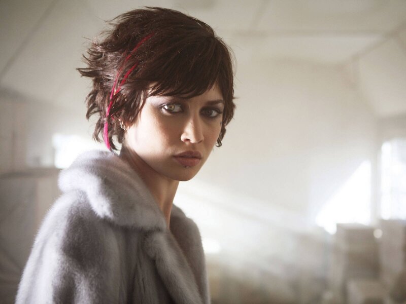 Woman with Short Hair — Gray
