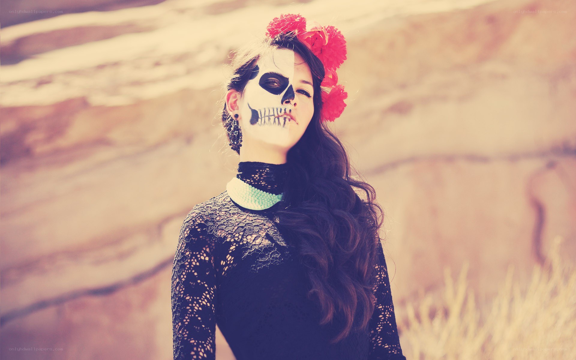woman with skull makeup