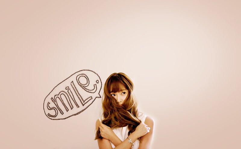 woman with smile speech bubble