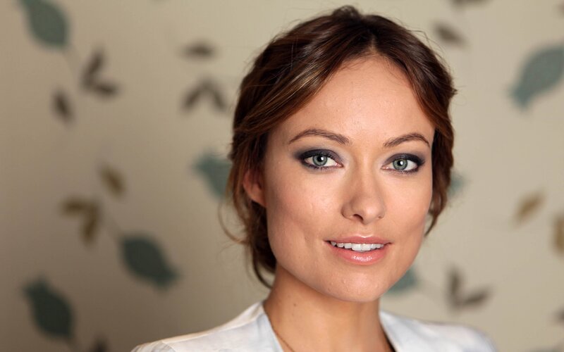 woman with smoky eye makeup