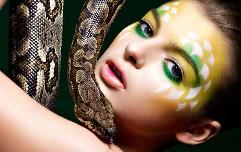 Woman with Snake — Yellow