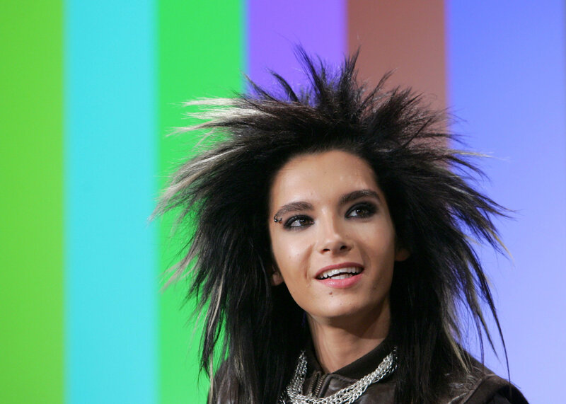 woman with spiky hair