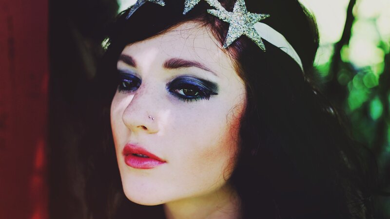 woman with star headband