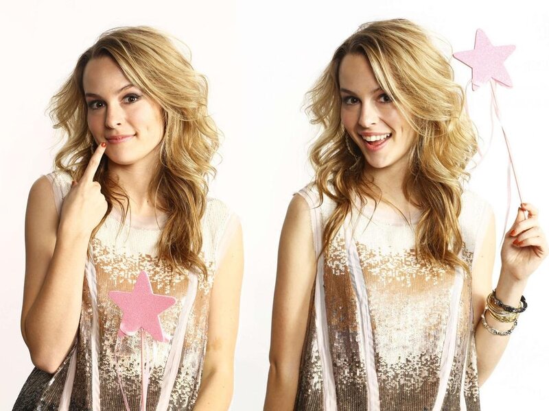 Woman with Star Wand — Gold