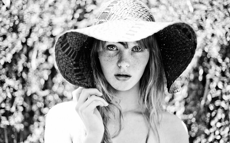 Woman with Straw Hat — Black, Serene