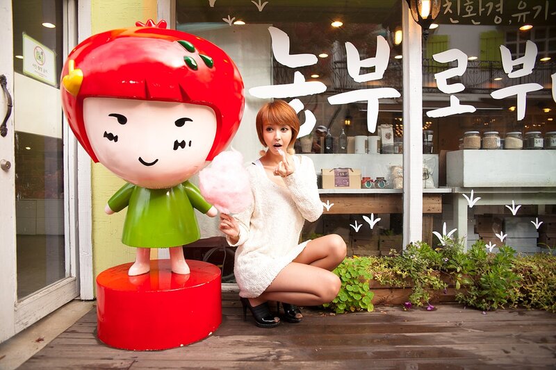 Woman with strawberry statue