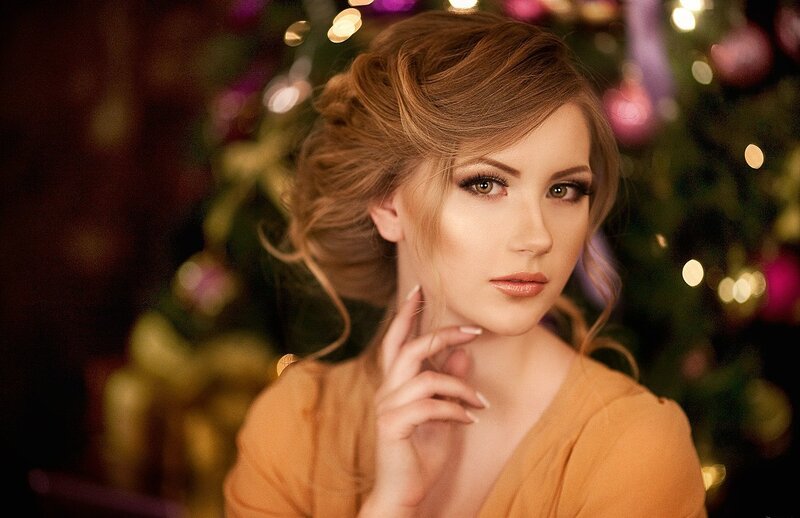 Woman with Styled Hair — Brown, Festive