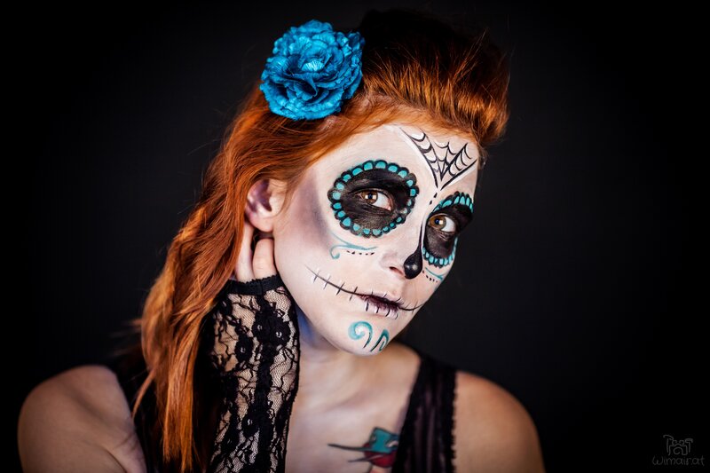 woman with sugar skull makeup